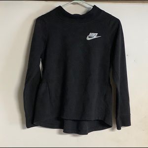 Girls Black Nike pullover size large